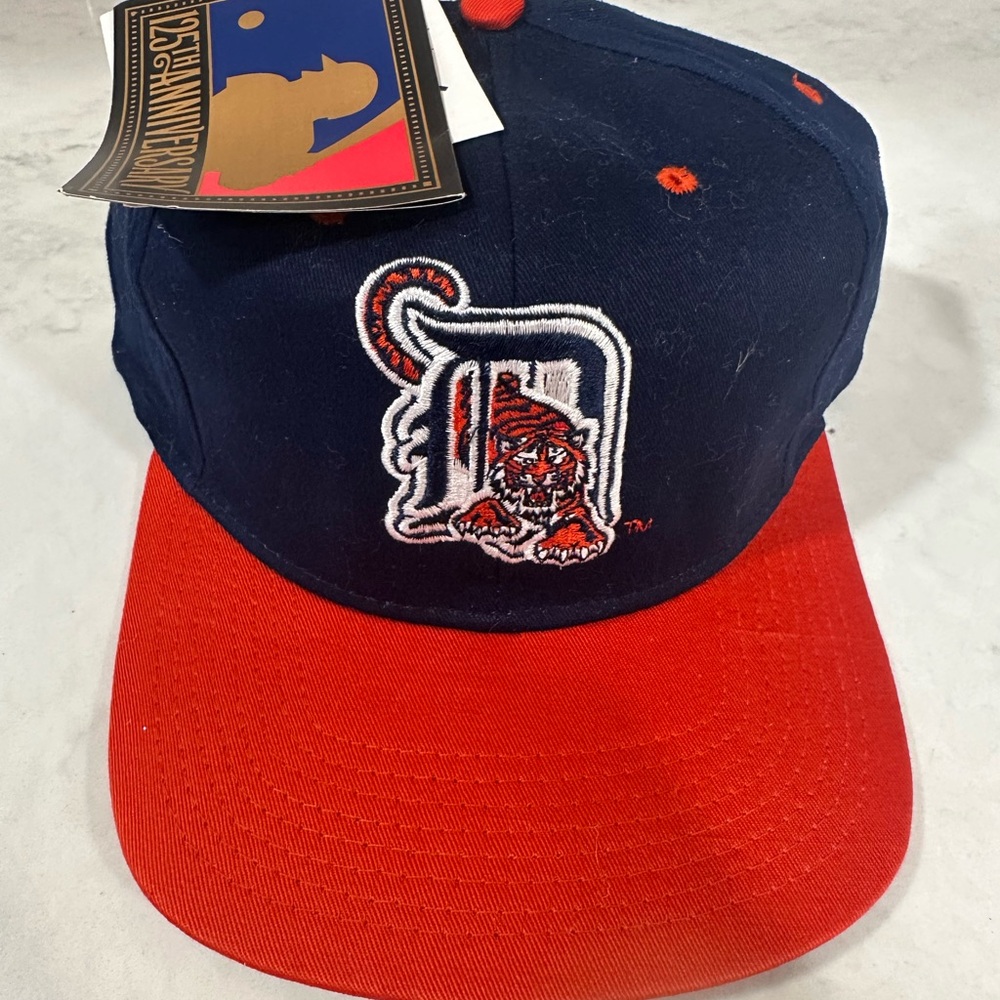 Navy Detroit Tigers 125 Anniversary Vintage C Competitor Baseball Cap NWT